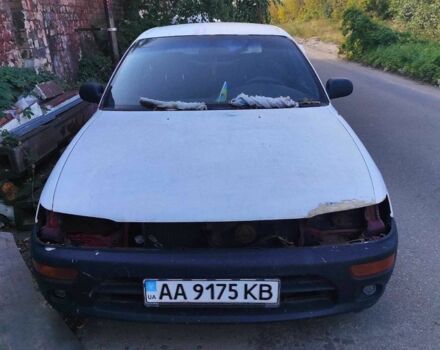 Красный Тойота Королла, объемом двигателя 1.3 л и пробегом 300 тыс. км за 1193 $, фото 2 на Automoto.ua