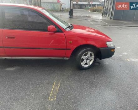 Красный Тойота Королла, объемом двигателя 1.3 л и пробегом 430 тыс. км за 1900 $, фото 2 на Automoto.ua