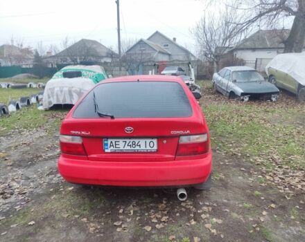 Красный Тойота Королла, объемом двигателя 1.3 л и пробегом 300 тыс. км за 3000 $, фото 3 на Automoto.ua