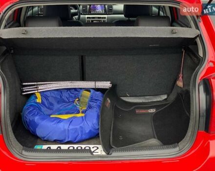 Червоний Тойота Королла, об'ємом двигуна 1.6 л та пробігом 302 тис. км за 6490 $, фото 47 на Automoto.ua