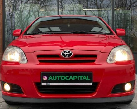 Красный Тойота Королла, объемом двигателя 1.6 л и пробегом 302 тыс. км за 6490 $, фото 1 на Automoto.ua