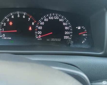 Красный Тойота Королла, объемом двигателя 1.6 л и пробегом 302 тыс. км за 7300 $, фото 12 на Automoto.ua