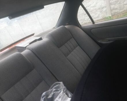 Красный Тойота Королла, объемом двигателя 1.3 л и пробегом 496 тыс. км за 1600 $, фото 4 на Automoto.ua