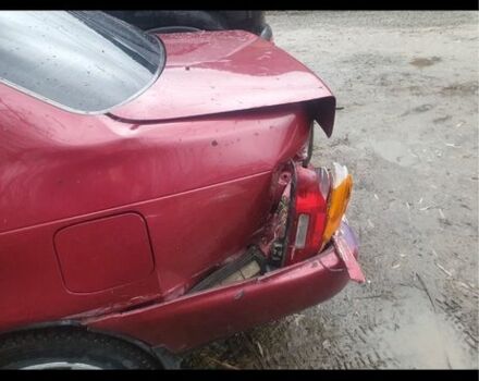 Красный Тойота Королла, объемом двигателя 0 л и пробегом 189 тыс. км за 650 $, фото 2 на Automoto.ua