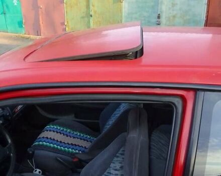 Червоний Тойота Королла, об'ємом двигуна 1.33 л та пробігом 335 тис. км за 2000 $, фото 8 на Automoto.ua