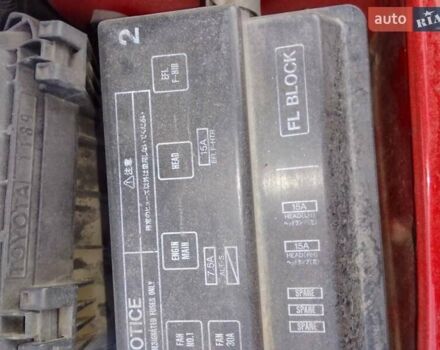 Червоний Тойота Королла, об'ємом двигуна 1.33 л та пробігом 335 тис. км за 2000 $, фото 14 на Automoto.ua