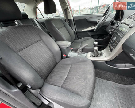 Красный Тойота Королла, объемом двигателя 1.6 л и пробегом 200 тыс. км за 7290 $, фото 30 на Automoto.ua