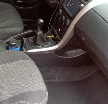 Красный Тойота Королла, объемом двигателя 1.6 л и пробегом 227 тыс. км за 5000 $, фото 8 на Automoto.ua