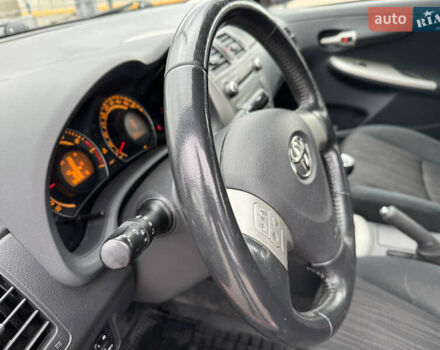 Красный Тойота Королла, объемом двигателя 1.6 л и пробегом 200 тыс. км за 7290 $, фото 14 на Automoto.ua