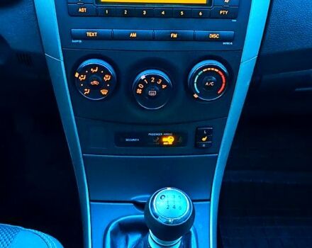 Красный Тойота Королла, объемом двигателя 1.3 л и пробегом 160 тыс. км за 8200 $, фото 6 на Automoto.ua