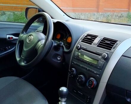 Красный Тойота Королла, объемом двигателя 1.3 л и пробегом 160 тыс. км за 8200 $, фото 2 на Automoto.ua