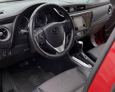 Красный Тойота Королла, объемом двигателя 1.8 л и пробегом 150 тыс. км за 13999 $, фото 9 на Automoto.ua