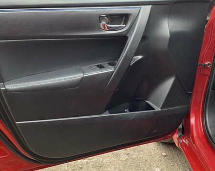 Красный Тойота Королла, объемом двигателя 1.8 л и пробегом 150 тыс. км за 13999 $, фото 10 на Automoto.ua