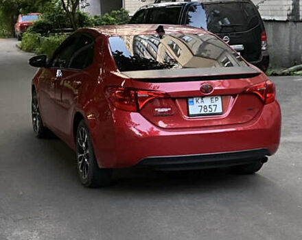 Красный Тойота Королла, объемом двигателя 1.8 л и пробегом 150 тыс. км за 13999 $, фото 1 на Automoto.ua