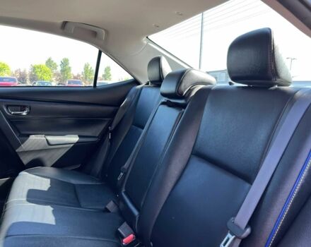 Тойота Королла 2018 в Житомире на Automoto.ua Красный Тойота Королла, объемом двигателя 1.8 л и пробегом 36 тыс. км за 4000 $, фото 10 на Automoto.ua