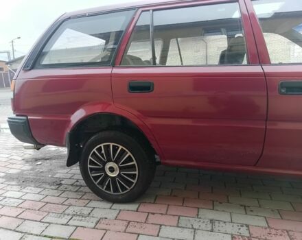 Красный Тойота Королла, объемом двигателя 1.8 л и пробегом 480 тыс. км за 1300 $, фото 4 на Automoto.ua