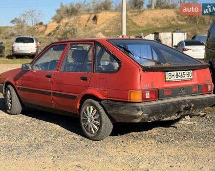 Красный Тойота Королла, объемом двигателя 1.3 л и пробегом 100 тыс. км за 500 $, фото 3 на Automoto.ua