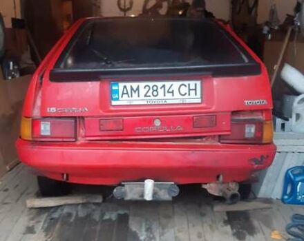 Красный Тойота Королла, объемом двигателя 1.6 л и пробегом 380 тыс. км за 350 $, фото 3 на Automoto.ua