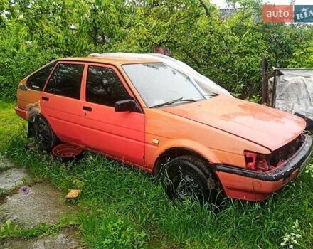 Червоний Тойота Королла, об'ємом двигуна 1.6 л та пробігом 300 тис. км за 360 $, фото 4 на Automoto.ua