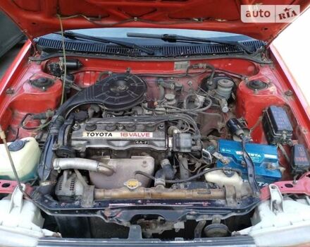 Красный Тойота Королла, объемом двигателя 1.6 л и пробегом 327 тыс. км за 2600 $, фото 12 на Automoto.ua