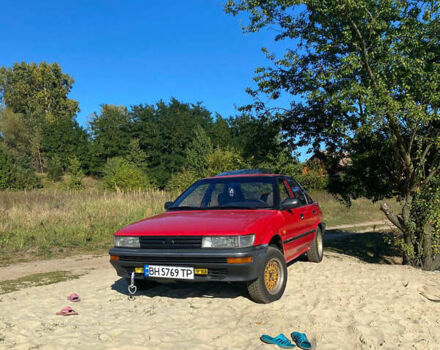 Красный Тойота Королла, объемом двигателя 1.3 л и пробегом 229 тыс. км за 2350 $, фото 13 на Automoto.ua