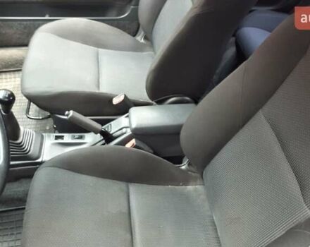 Червоний Тойота Королла, об'ємом двигуна 1.3 л та пробігом 374 тис. км за 2350 $, фото 15 на Automoto.ua