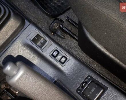 Червоний Тойота Королла, об'ємом двигуна 1.3 л та пробігом 374 тис. км за 2350 $, фото 17 на Automoto.ua