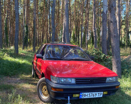 Красный Тойота Королла, объемом двигателя 1.3 л и пробегом 229 тыс. км за 2350 $, фото 2 на Automoto.ua