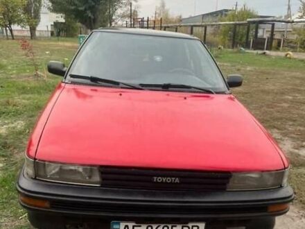 Тойота Королла 1989 в Павлограде на Automoto.ua Красный Тойота Королла, объемом двигателя 1.3 л и пробегом 438 тыс. км за 969 $, фото 1 на Automoto.ua