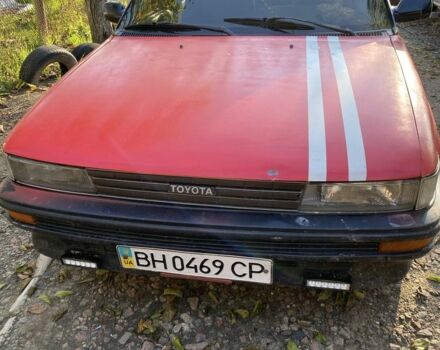 Красный Тойота Королла, объемом двигателя 1.3 л и пробегом 200 тыс. км за 1300 $, фото 1 на Automoto.ua