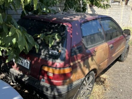 Червоний Тойота Королла, об'ємом двигуна 0 л та пробігом 3 тис. км за 350 $, фото 1 на Automoto.ua