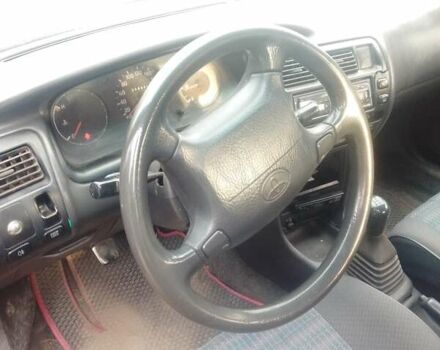 Красный Тойота Королла, объемом двигателя 1.3 л и пробегом 396 тыс. км за 2500 $, фото 1 на Automoto.ua