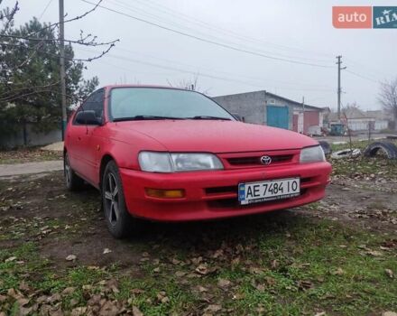 Красный Тойота Королла, объемом двигателя 1.3 л и пробегом 270 тыс. км за 3000 $, фото 1 на Automoto.ua