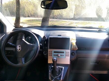 Тойота Королла 2005 у Чернігові на Automoto.ua Червоний Тойота Королла, об'ємом двигуна 2 л та пробігом 363 тис. км за 5600 $, фото 1 на Automoto.ua