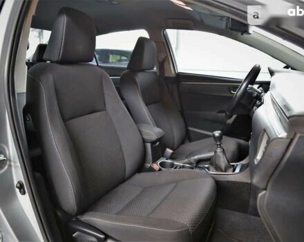 Тойота Королла, объемом двигателя 0 л и пробегом 132 тыс. км за 12900 $, фото 11 на Automoto.ua