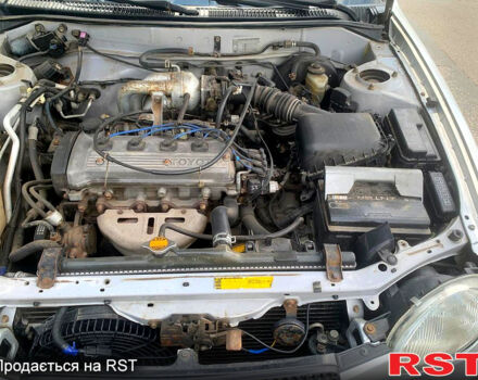 Тойота Королла, объемом двигателя 1.6 л и пробегом 70 тыс. км за 2700 $, фото 2 на Automoto.ua