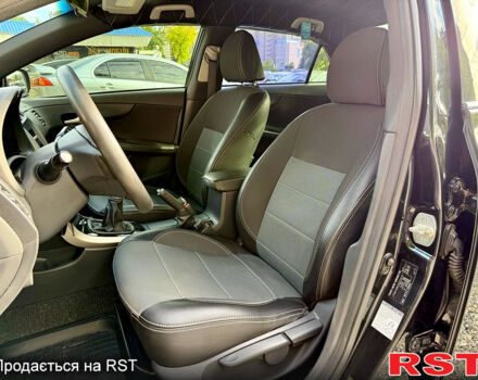 Тойота Королла, объемом двигателя 1.6 л и пробегом 220 тыс. км за 7800 $, фото 4 на Automoto.ua