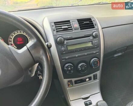 Тойота Королла, об'ємом двигуна 1.6 л та пробігом 167 тис. км за 7500 $, фото 4 на Automoto.ua