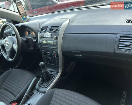 Тойота Королла, объемом двигателя 1.6 л и пробегом 155 тыс. км за 7850 $, фото 12 на Automoto.ua