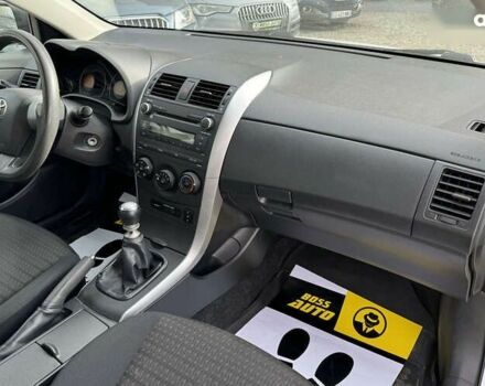 Тойота Королла, объемом двигателя 1.3 л и пробегом 98 тыс. км за 8800 $, фото 18 на Automoto.ua