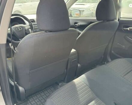 Тойота Королла, объемом двигателя 1.3 л и пробегом 98 тыс. км за 8800 $, фото 11 на Automoto.ua