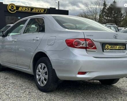 Тойота Королла, объемом двигателя 1.3 л и пробегом 98 тыс. км за 8800 $, фото 3 на Automoto.ua