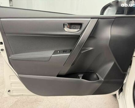 Тойота Королла, объемом двигателя 1.6 л и пробегом 45 тыс. км за 16700 $, фото 17 на Automoto.ua