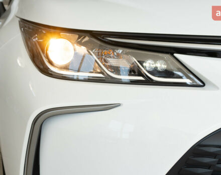 Тойота Королла, объемом двигателя 1.6 л и пробегом 0 тыс. км за 24018 $, фото 2 на Automoto.ua