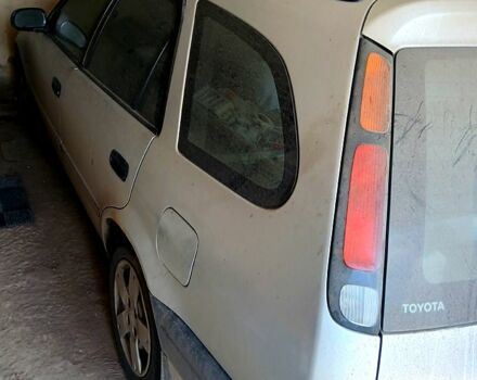 Тойота Королла, объемом двигателя 1.6 л и пробегом 285 тыс. км за 2800 $, фото 7 на Automoto.ua