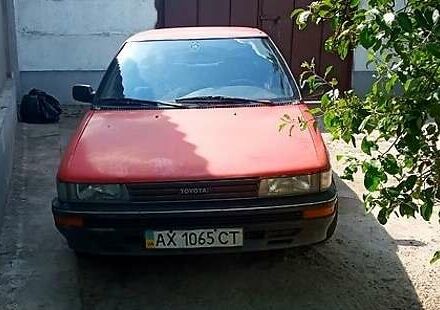 Тойота Королла 1988 в Харькове на Automoto.ua Тойота Королла, объемом двигателя 1.8 л и пробегом 269 тыс. км за 1650 $, фото 1 на Automoto.ua