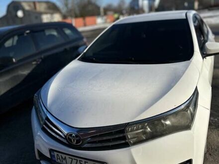 Тойота Королла 2016 в Романове на Automoto.ua Тойота Королла, объемом двигателя 1.6 л и пробегом 275 тыс. км за 9900 $, фото 1 на Automoto.ua