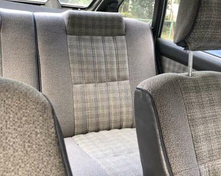 Серый Тойота Королла, объемом двигателя 1.3 л и пробегом 275 тыс. км за 1200 $, фото 9 на Automoto.ua