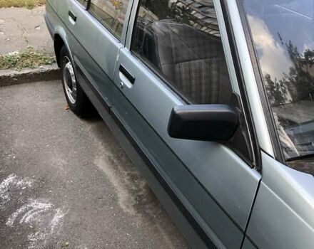 Серый Тойота Королла, объемом двигателя 1.3 л и пробегом 275 тыс. км за 1200 $, фото 4 на Automoto.ua