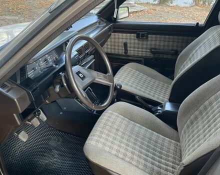 Серый Тойота Королла, объемом двигателя 1.3 л и пробегом 1 тыс. км за 1700 $, фото 12 на Automoto.ua